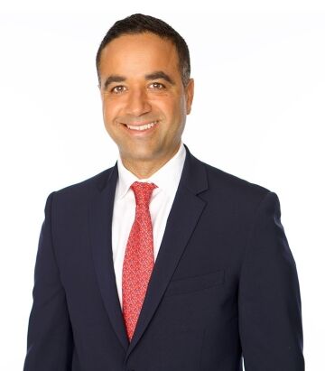 Jubin Niamehr,  Managing Partner of Litigation